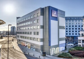 Exterior - Premier Inn Southampton City Centre - West Quay (Southampton)