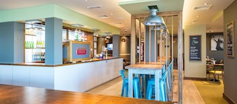 Premier Inn Winchester