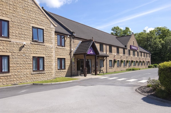 Exterior - Premier Inn Burnley (Burnley)