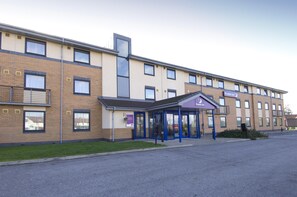 Exterior - Premier Inn Preston South - Craven Drive (Preston)