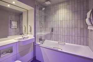 Bathroom - Premier Inn Preston Central (Preston)