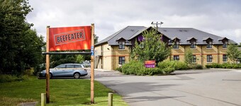 Premier Inn Bedford - Priory Marina