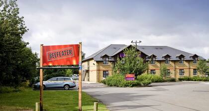 Premier Inn Bedford - Priory Marina