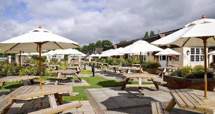 Premier Inn Bedford - Priory Marina