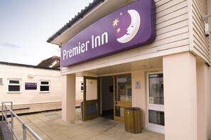 Exterior - Premier Inn Bracknell - Twin Bridges (Bracknell)
