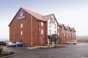 Exterior - Premier Inn Rugeley (Rugeley)
