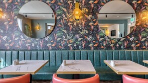 Restaurant - Premier Inn Manchester - Cheadle (Cheadle)