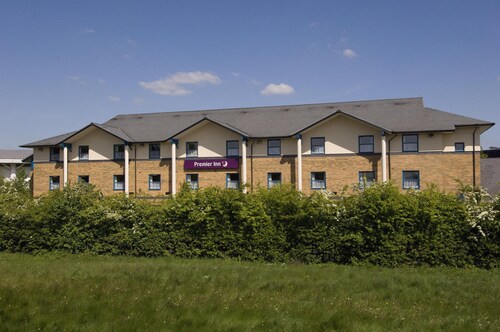 Premier Inn Wolverhampton North