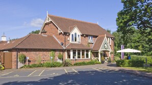 Exterior - Premier Inn Telford North (Telford)
