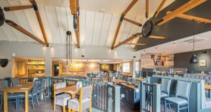 Premier Inn Swindon West - M4 J16