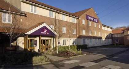 Premier Inn Swindon West - M4 J16