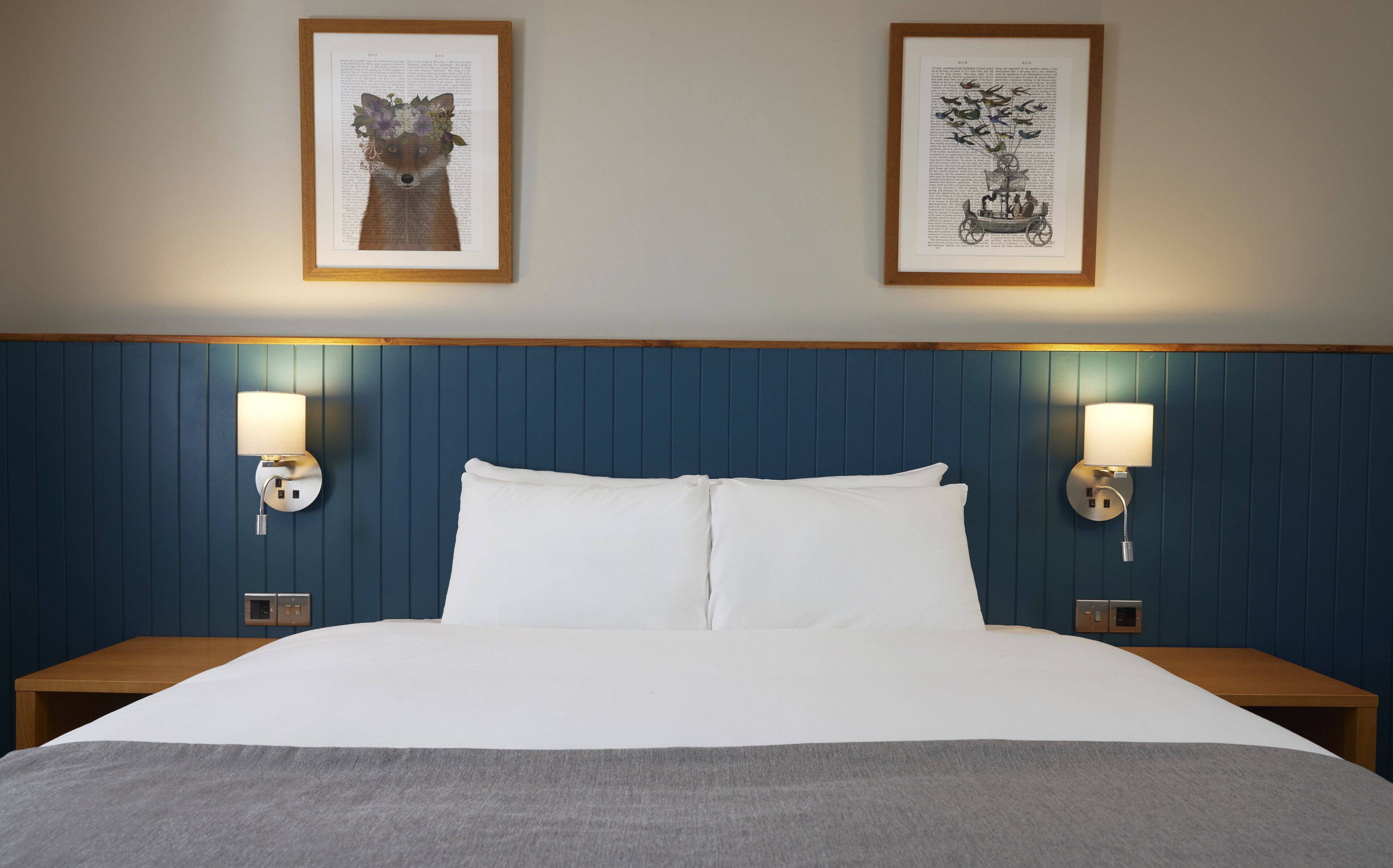 double room | 1 bedroom, desk, iron/ironing board, free wifi