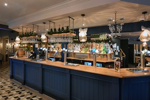 Bar (en el alojamiento)