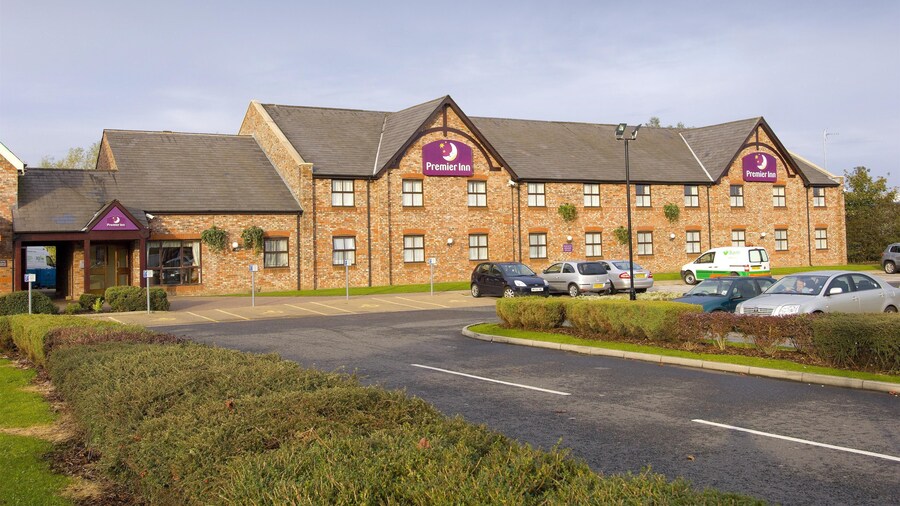 Premier Inn Wigan - M6 J25