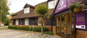 Premier Inn Woking West - A324
