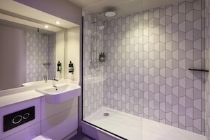 Quarto casal superior | Banheiro