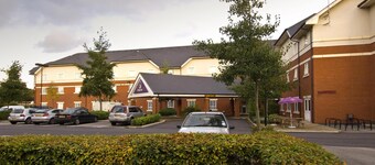 Premier Inn Warrington - M6/J21