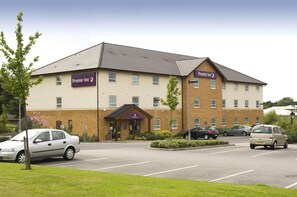 Exterior - Premier Inn Wakefield City North (Wakefield)