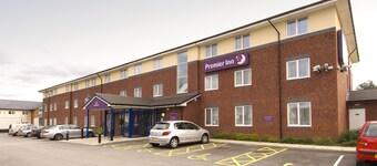 Premier Inn Warrington Central North