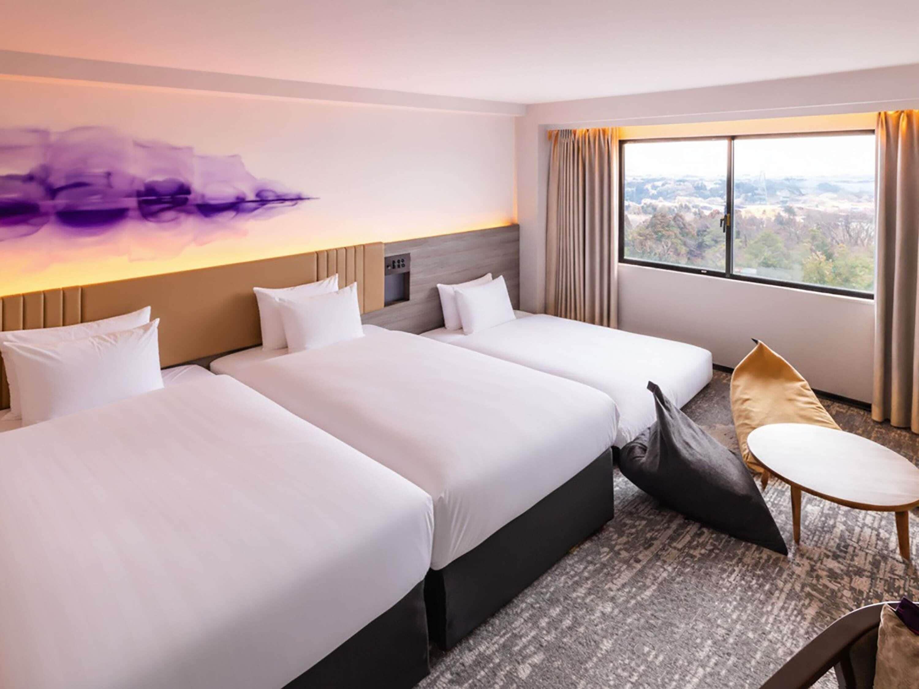 In-room safe, blackout curtains, free WiFi, bed sheets