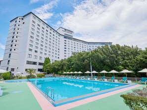 Seasonal outdoor pool - Grand Mercure Ise-shima Resort & Spa (Shima)