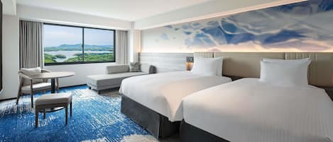 In-room safe, blackout curtains, free WiFi, bed sheets