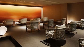 Premium bedding, in-room safe, desk, iron/ironing board