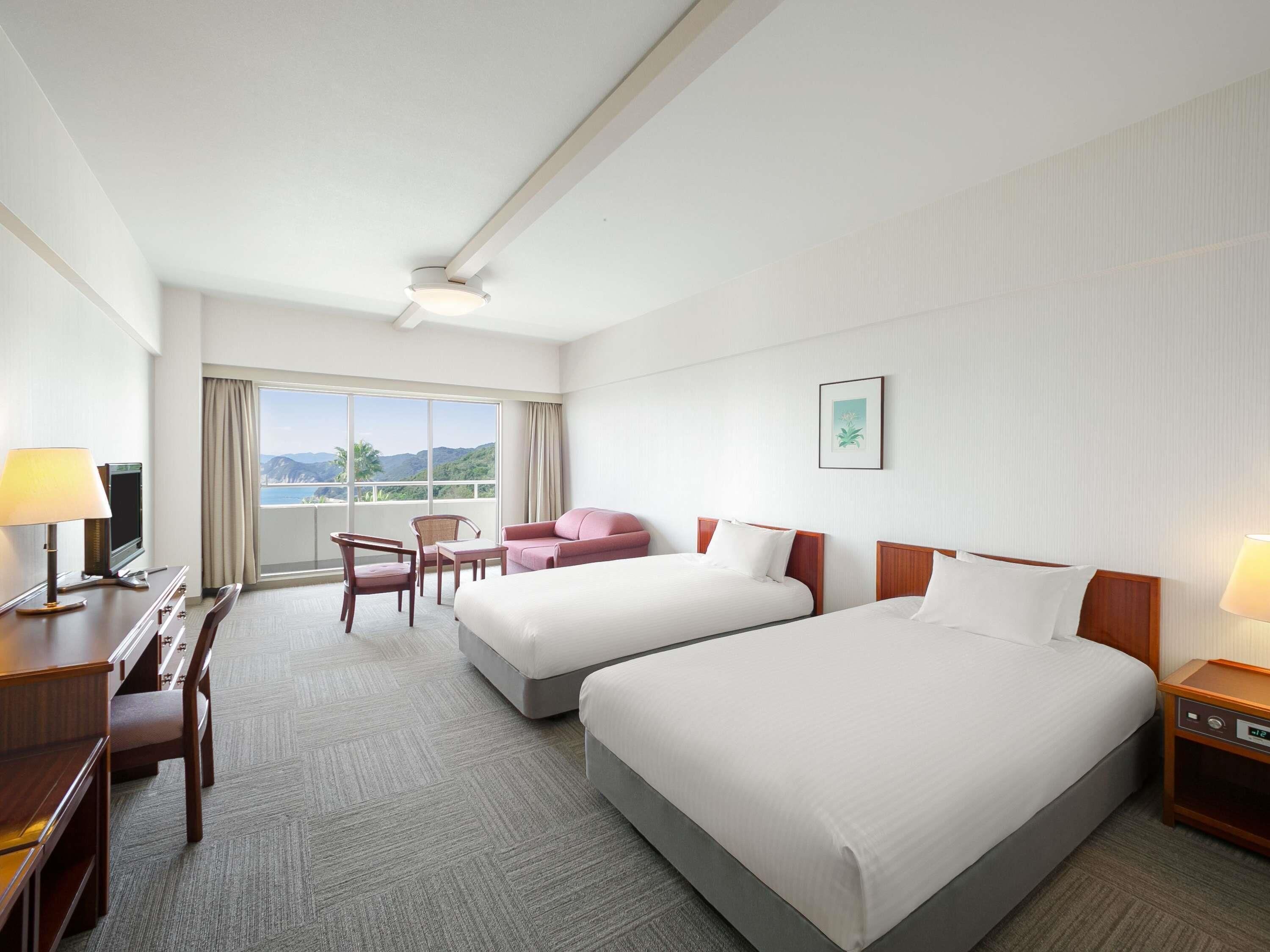 Classic Room, 3 Single Beds, Ocean View | Desk, iron/ironing board, bed sheets