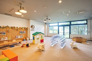 Children’s play area – indoor