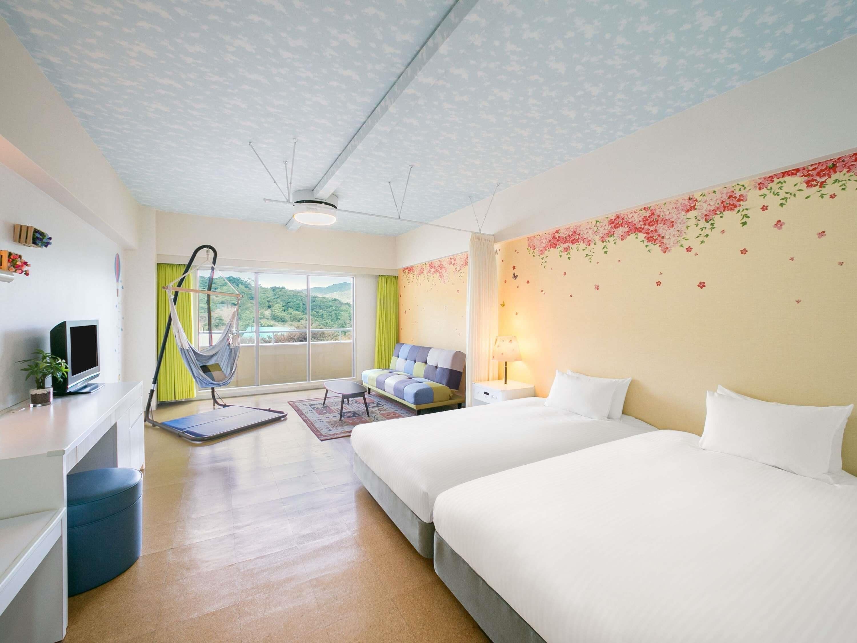 Standard Room, 2 Single Beds | Desk, iron/ironing board, bed sheets