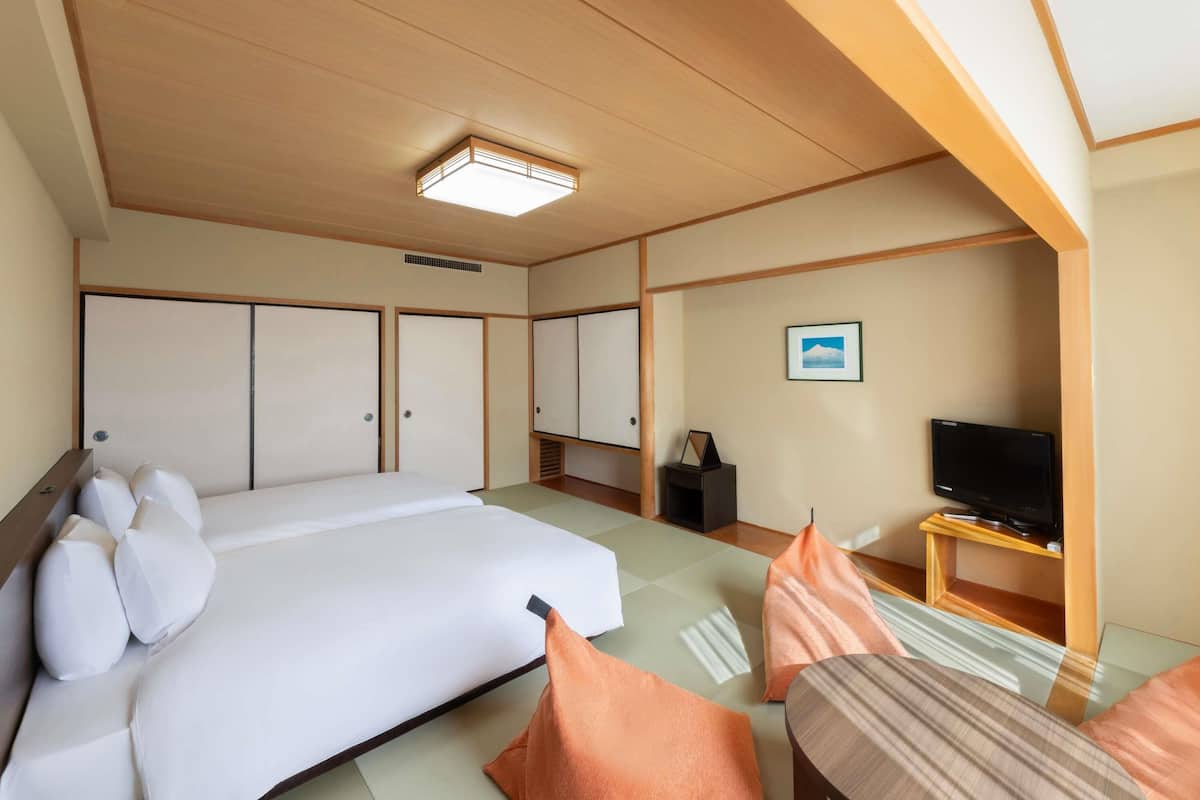 Classic Room, Japanese style, 4 futon beds, Mountain View | Desk, iron/ironing board, bed sheets