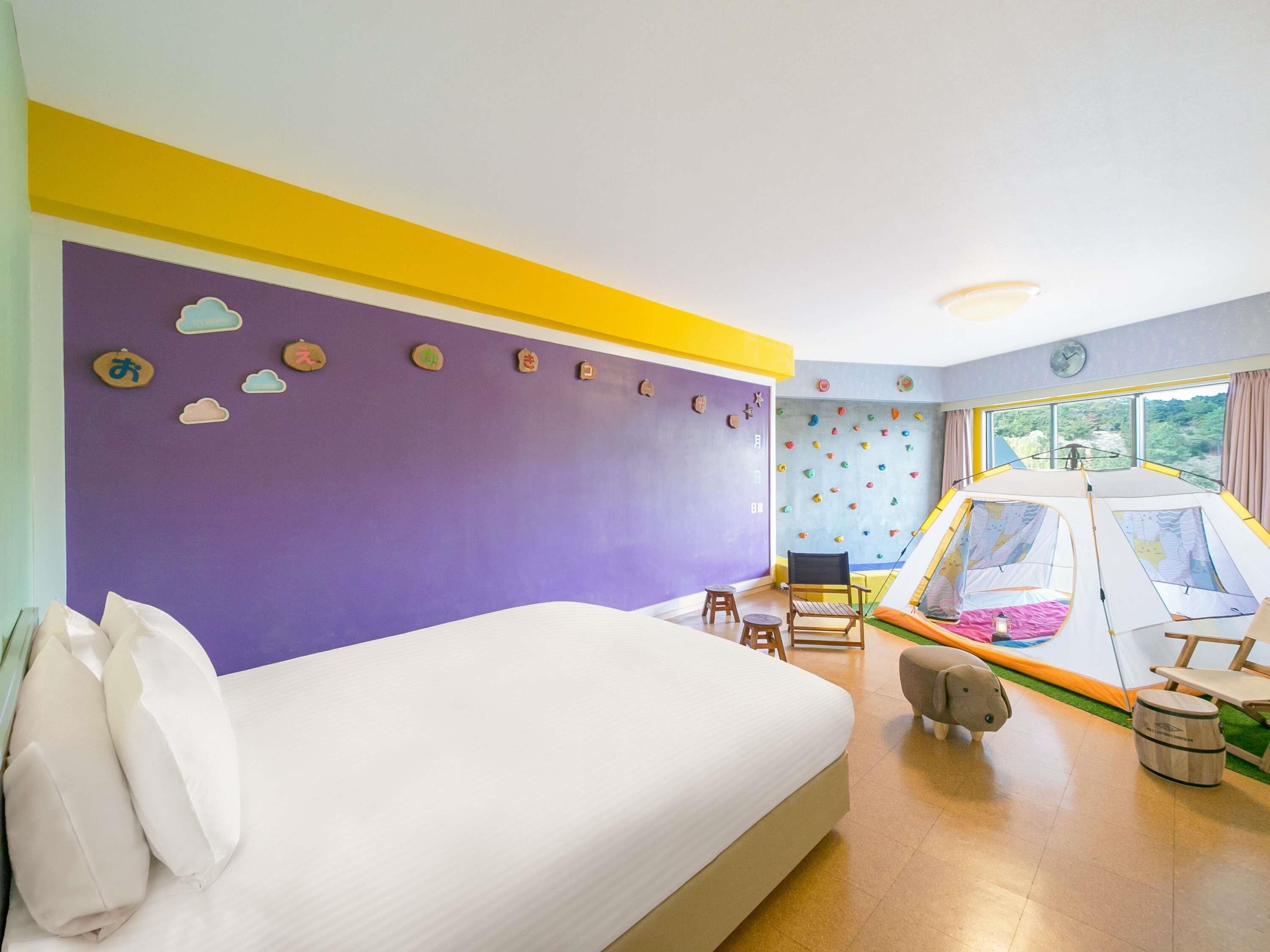 Standard Room, Multiple Beds | Desk, iron/ironing board, bed sheets