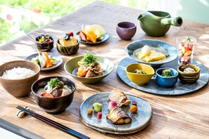Daily buffet breakfast for a fee - Grand Mercure Awaji Island Resort & Spa (Minamiawaji)