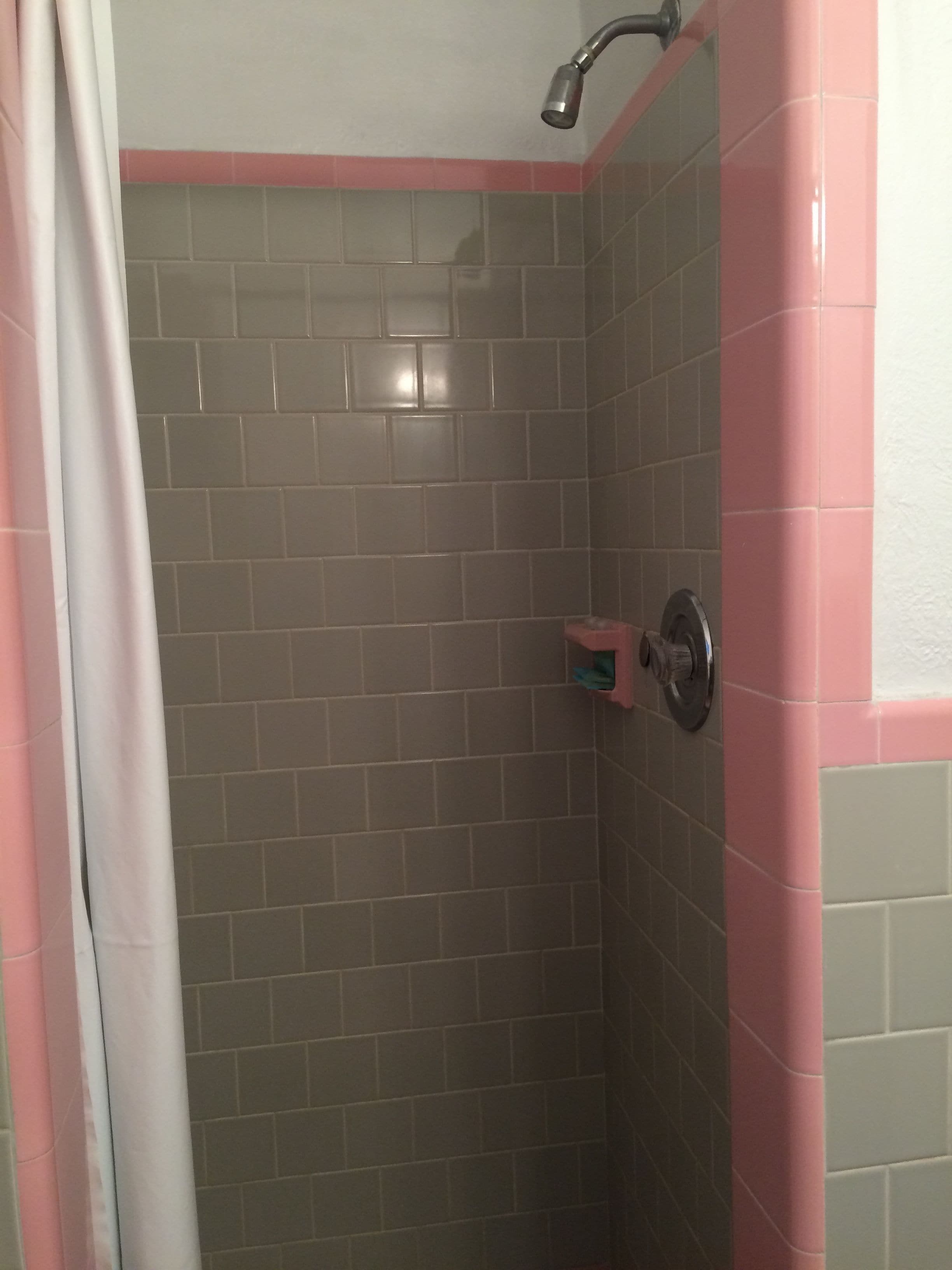 Photo - Royal Court Motel