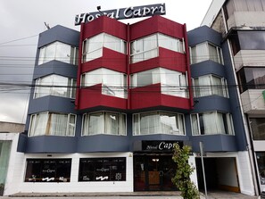 Front of property - Hostal Capri (Quito)