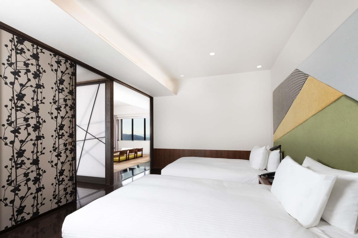 Executive Family Suite, Japanese-Western Style, 2 Twin Beds and 4 Futon Beds, Mountain View | Premium bedding, down comforters, in-room safe, desk