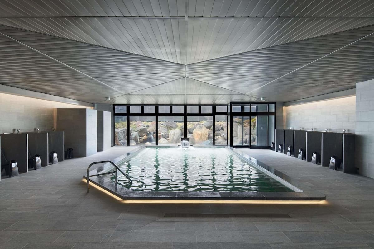 Premium bedding, down duvets, in-room safe, desk