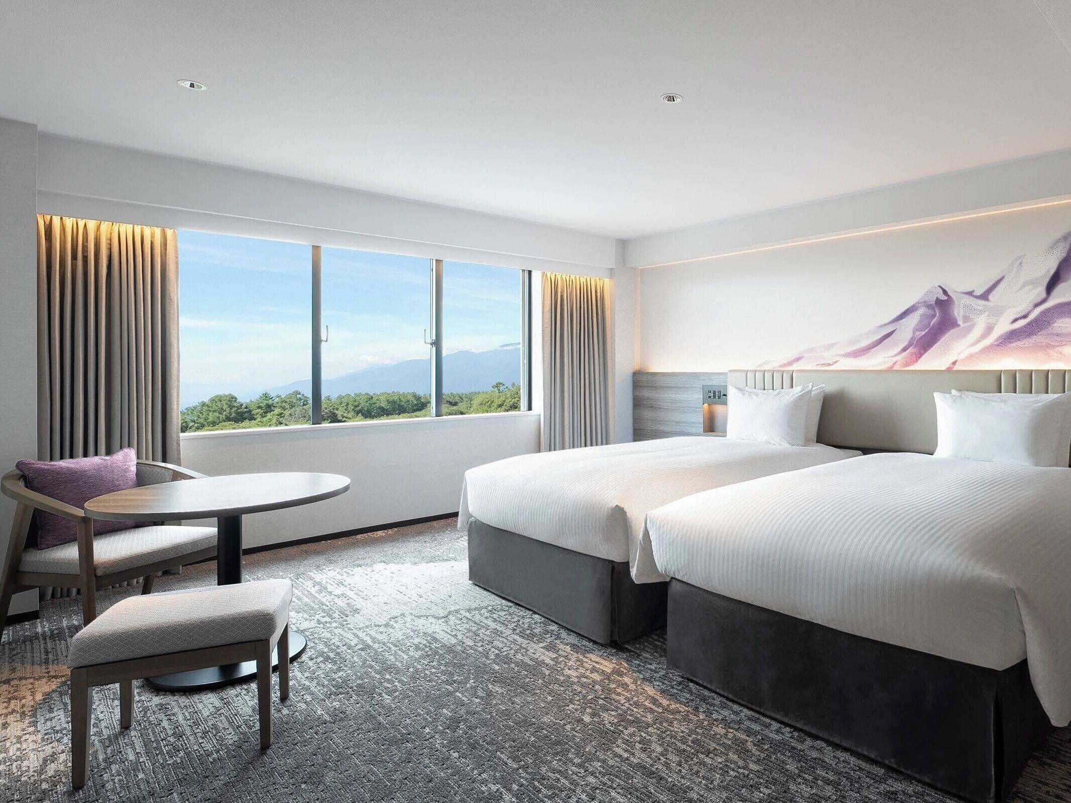 Executive Room (2 Twin Beds and 2 Extra Beds) | Premium bedding, down comforters, in-room safe, desk