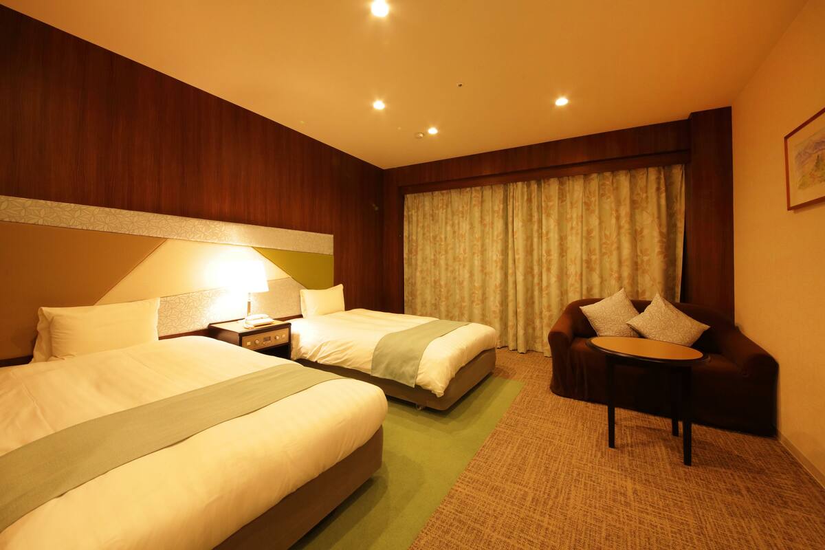 luxury twin room (mt.fuji view) non-smoking | premium bedding, down duvets, in-room safe, desk