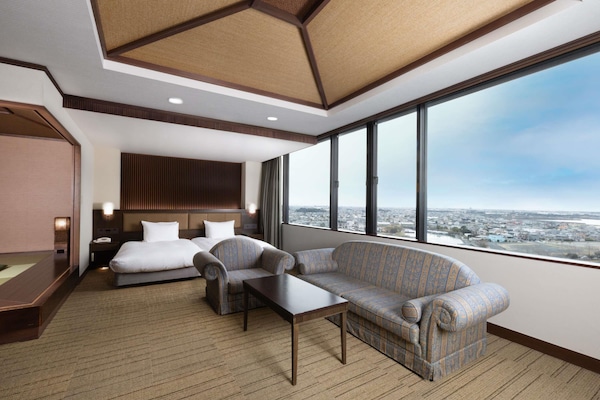 In-room safe, iron/ironing board, free WiFi, bed sheets