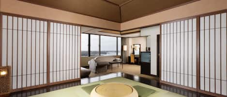 Classic Suite, Multiple Beds (Japanese Western Style) | In-room safe, iron/ironing board, free WiFi, bed sheets