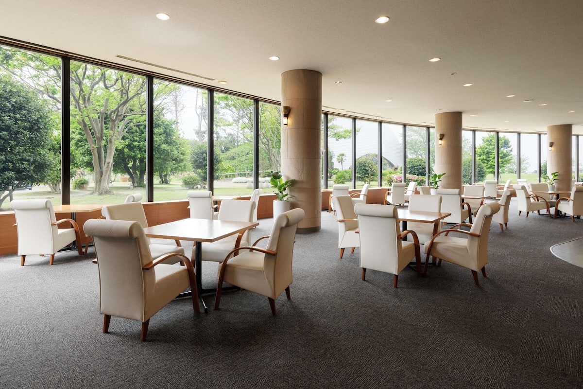 In-room safe, iron/ironing board, free WiFi, bed sheets