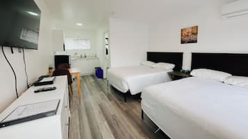 雙人房, 2 張標準雙人床 | 迷你吧贈品、獨特設計、獨特裝修、書桌