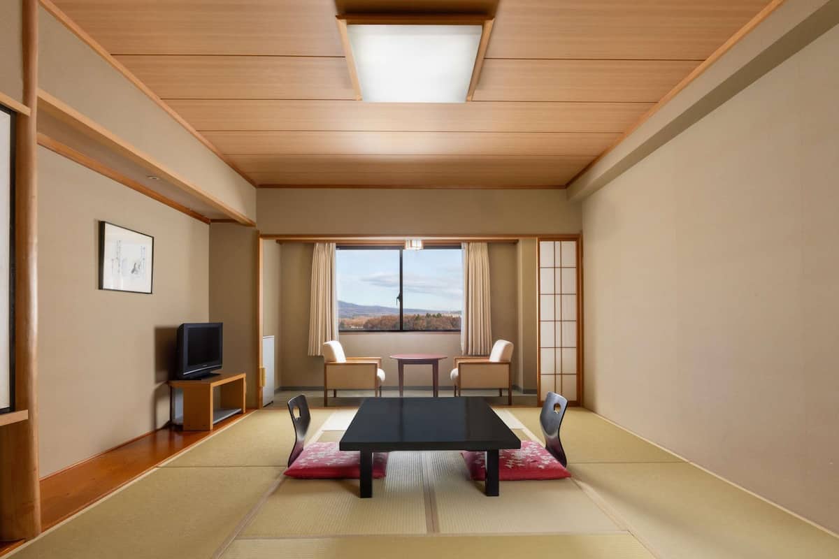 Classic Room (Japanese Style) | Iron/ironing board (on request), free WiFi