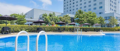 季節性室外泳池