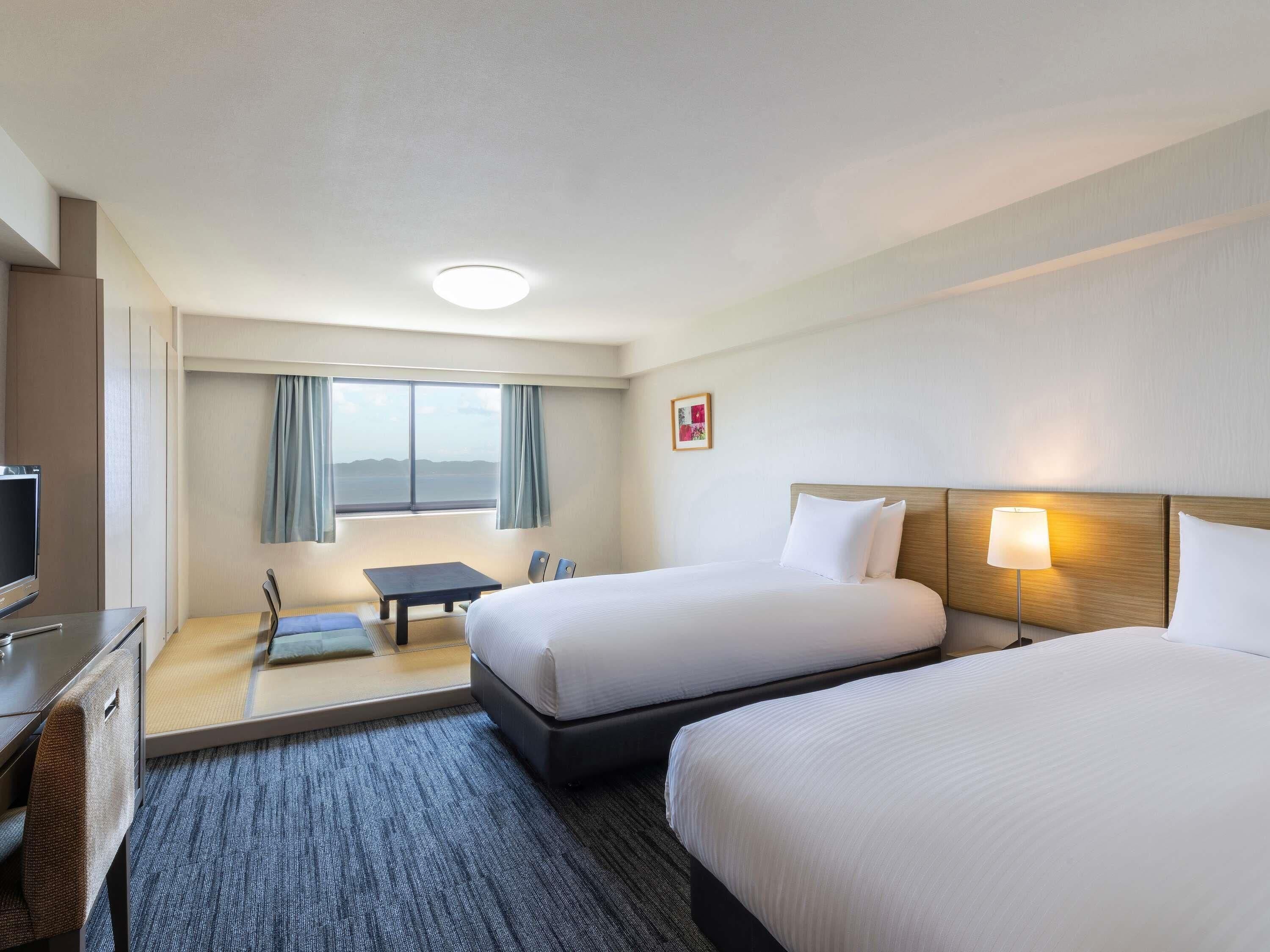 Kamar Klasik (Japanese-Western Room) | 2 kamar tidur, brankas, Wi-Fi gratis, dan seprai linen