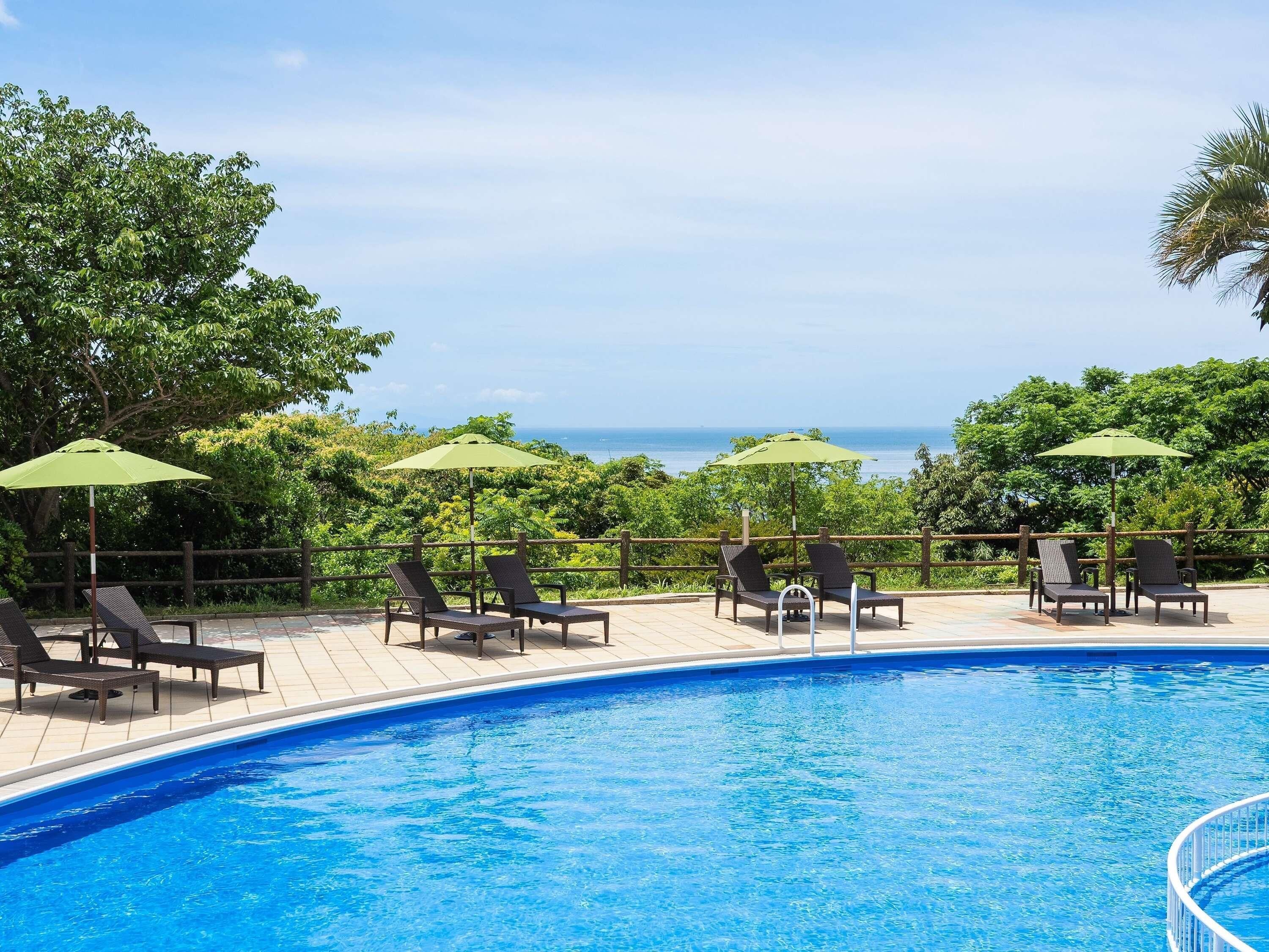 Seasonal outdoor pool