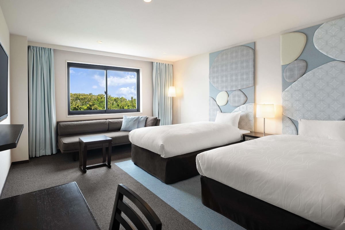 2 bedrooms, in-room safe, free WiFi, bed sheets