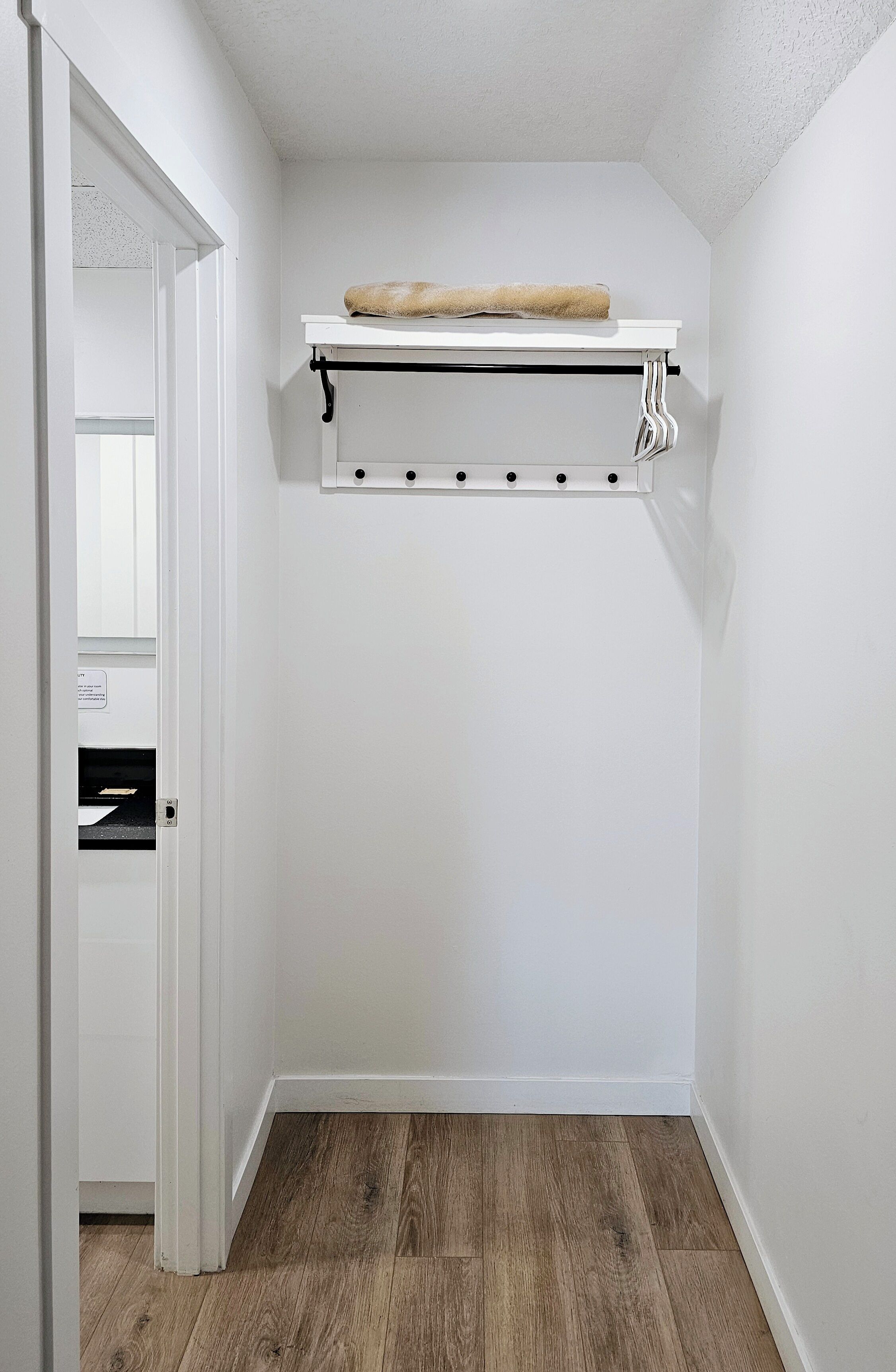 room, 1 queen bed | 1 bedroom, desk, laptop workspace, soundproofing