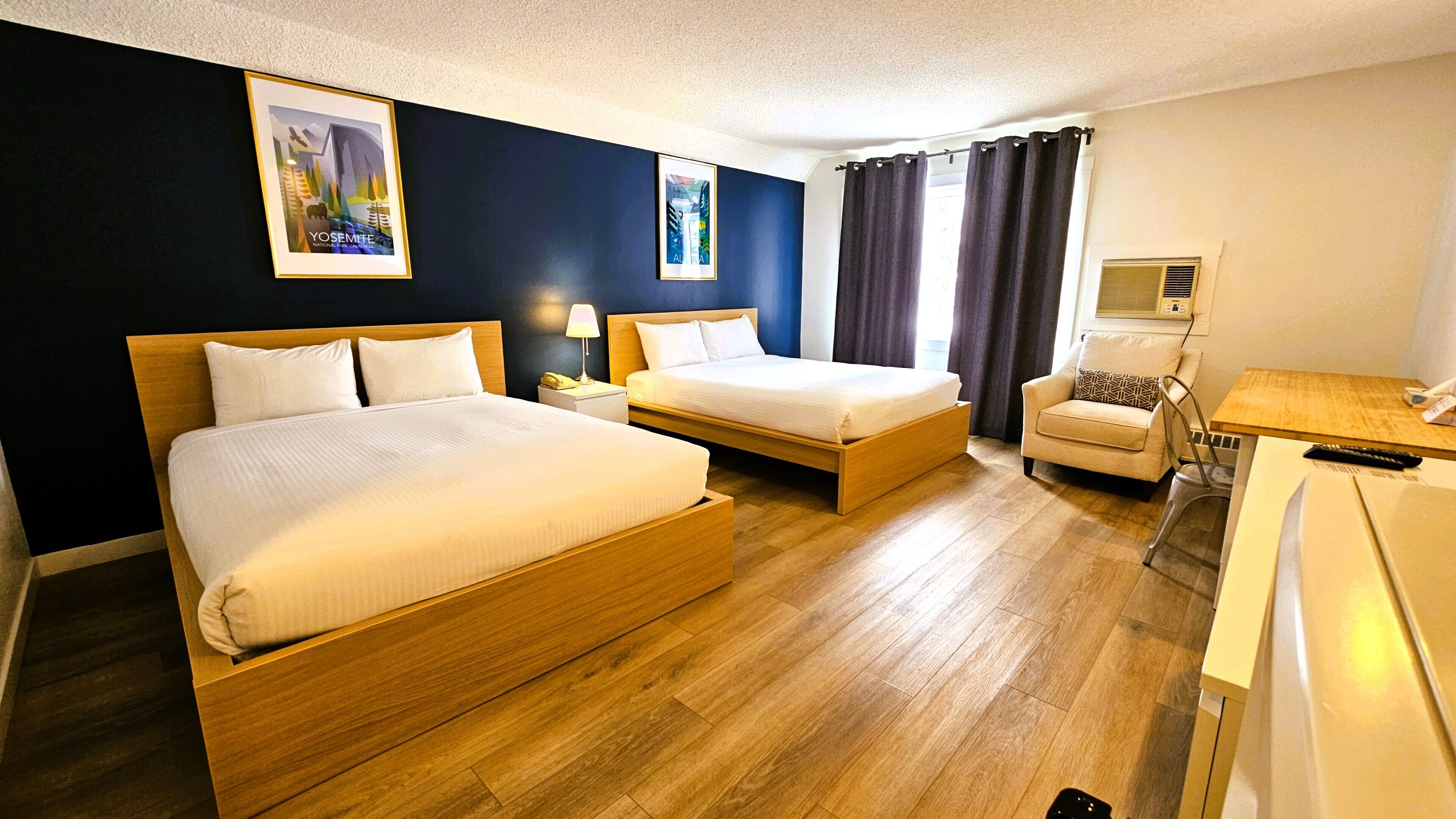 standard room, 2 queen beds | room amenity